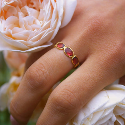 Madeleine Garnet Ring